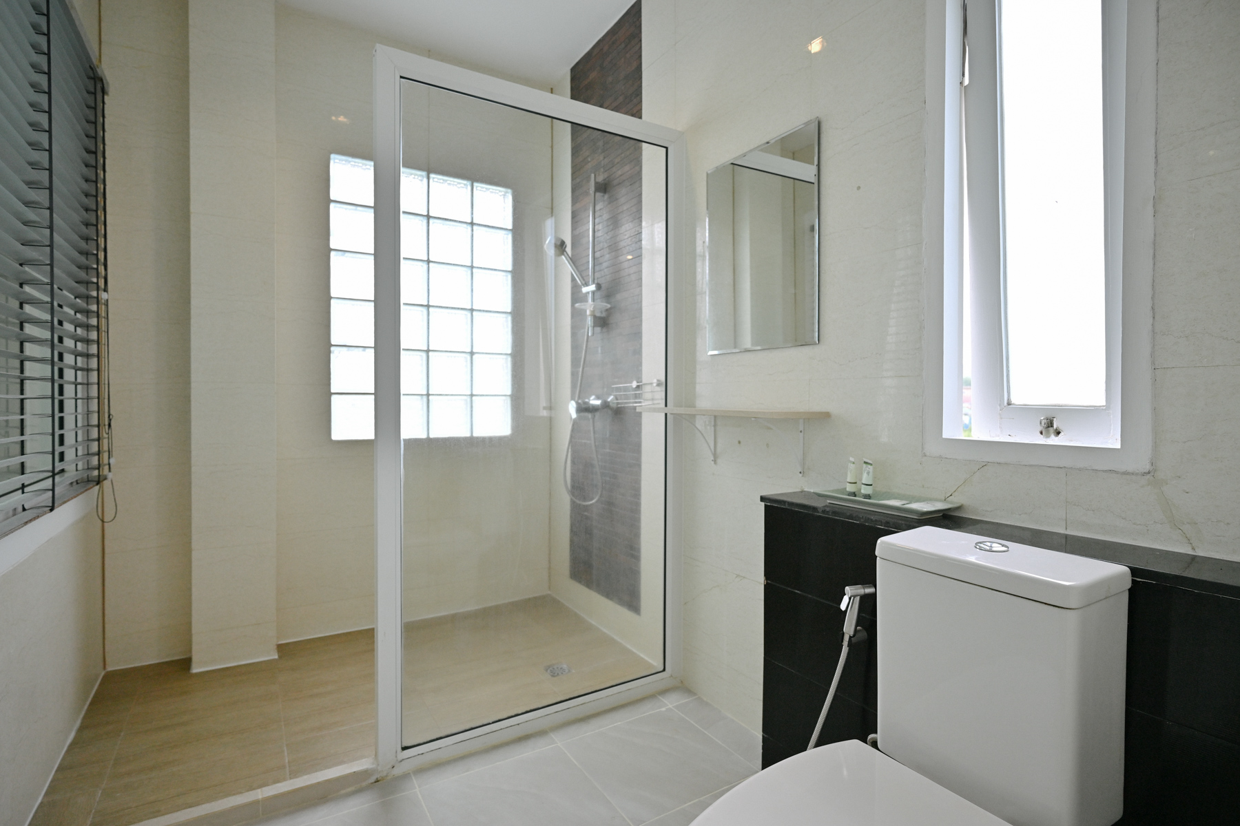 Suite 1 Bedroom